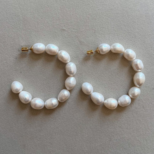 Nalu Pearl Earrings