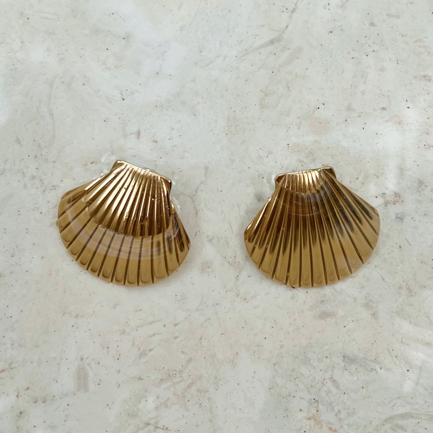 Nusa Shell Earrings