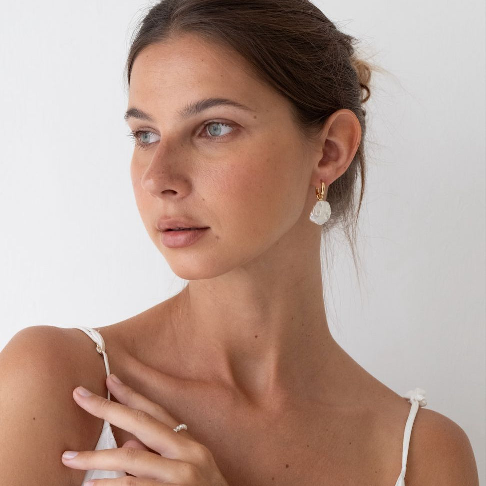 unique and high-quality pearl earrings for feminine looks, affordable pearl jewelry in Bali for your active days