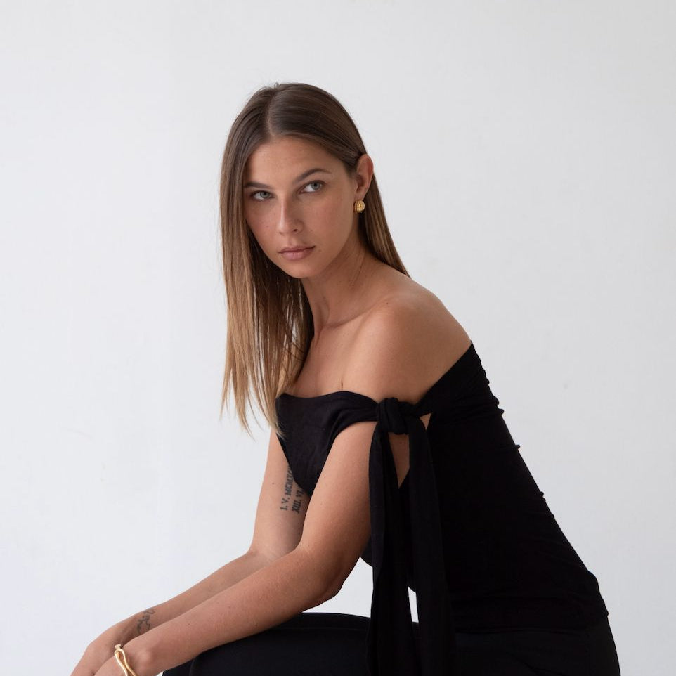 Minimalist gold-plated earrings in Bali